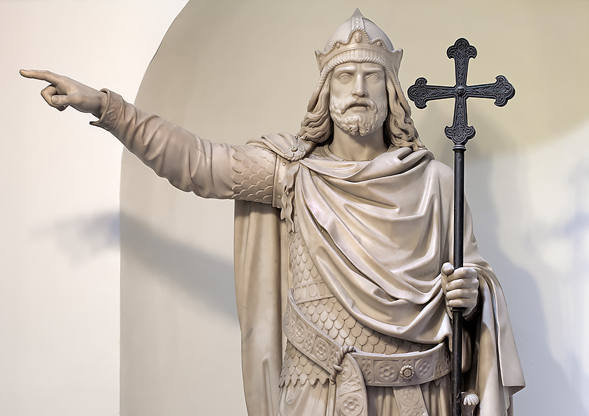 Neomedievalismo y pervivencia de lo clásico en el Don Pelayo de José Pagniucci Zummel y la Felicidad de Andrés Rodríguez López: dos esculturas del Museo del Prado depositadas en la Real Academia de la Historia